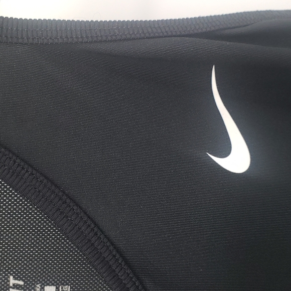 Nike Dri-Fit Loose Black Women's Tank Top - Size Large - Picture 6 of 7